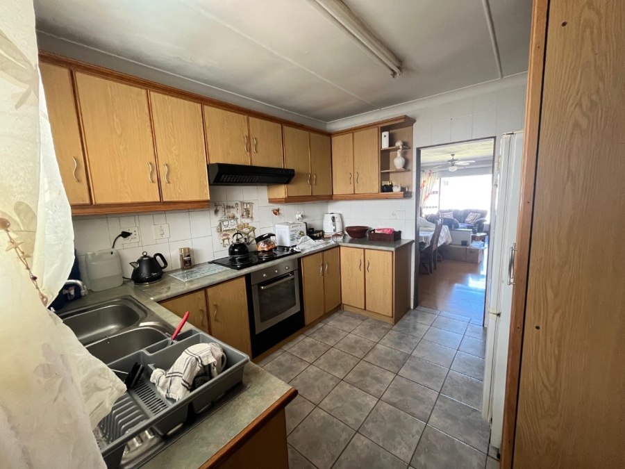 3 Bedroom Property for Sale in Greenfields Eastern Cape